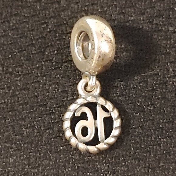 Exquiste Pandora 925 Sterling Silver "Sweet 16" Dangle Charm Bead 790494 - Picture 3 of 4